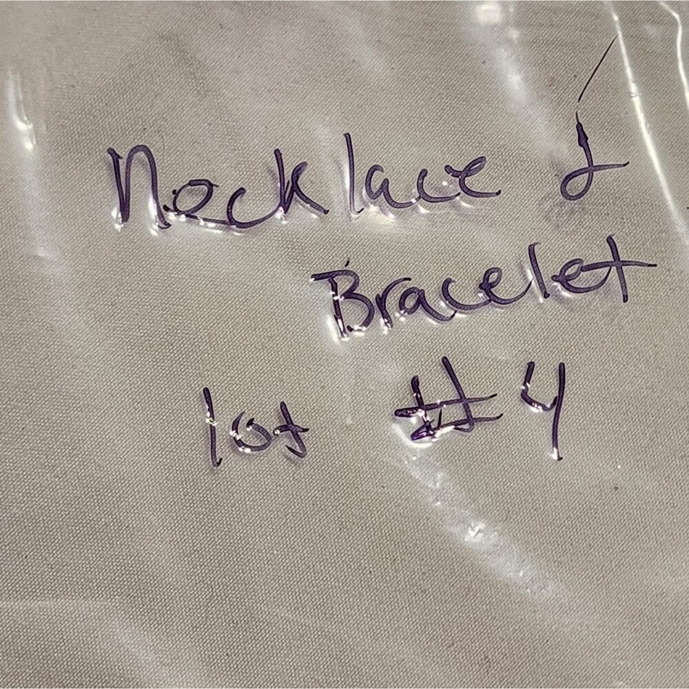 NECKLACE and bracelet lot # 4 - Picture 7 of 7